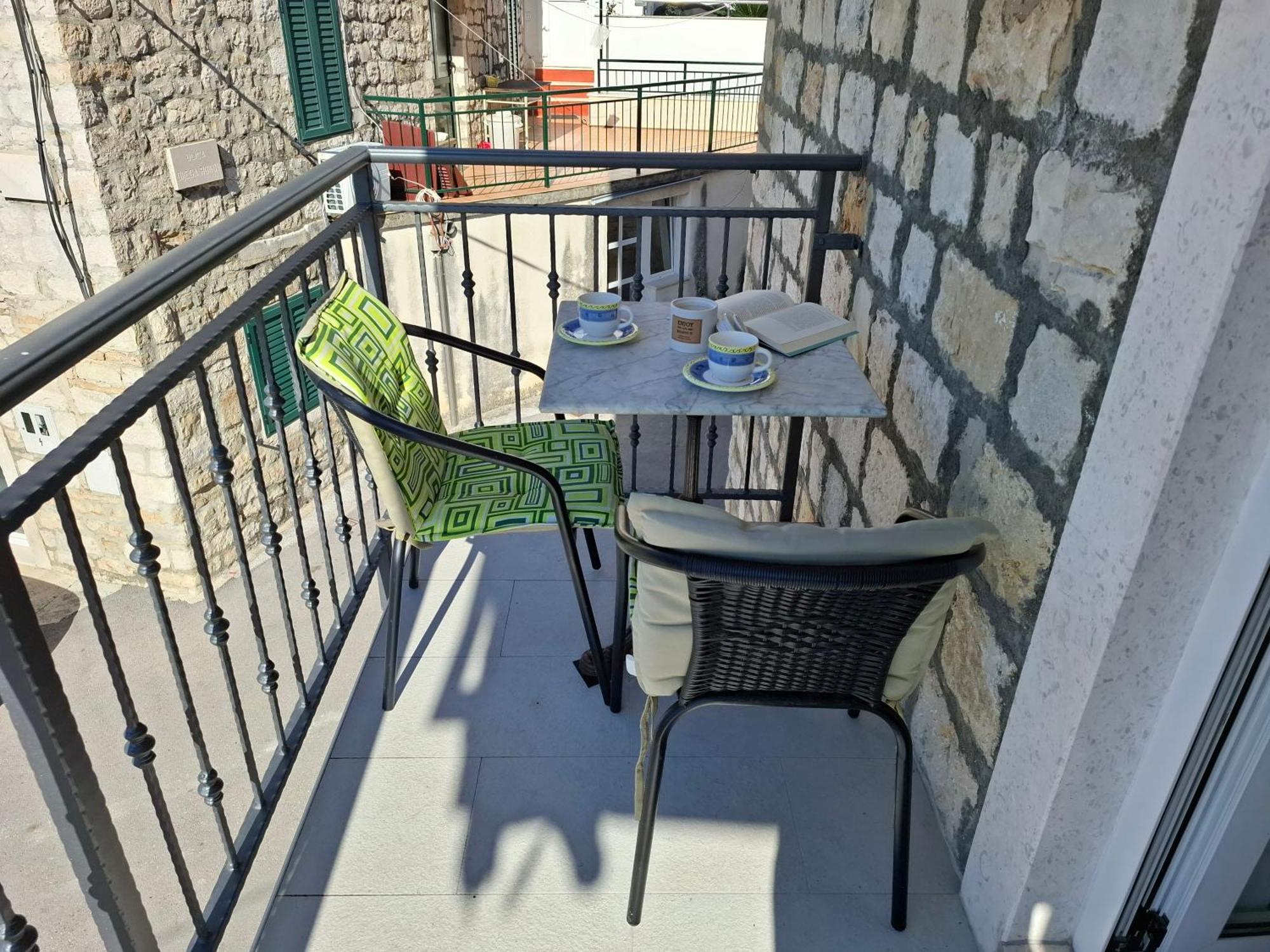 Apartment Kastilac Kaštela Екстериор снимка