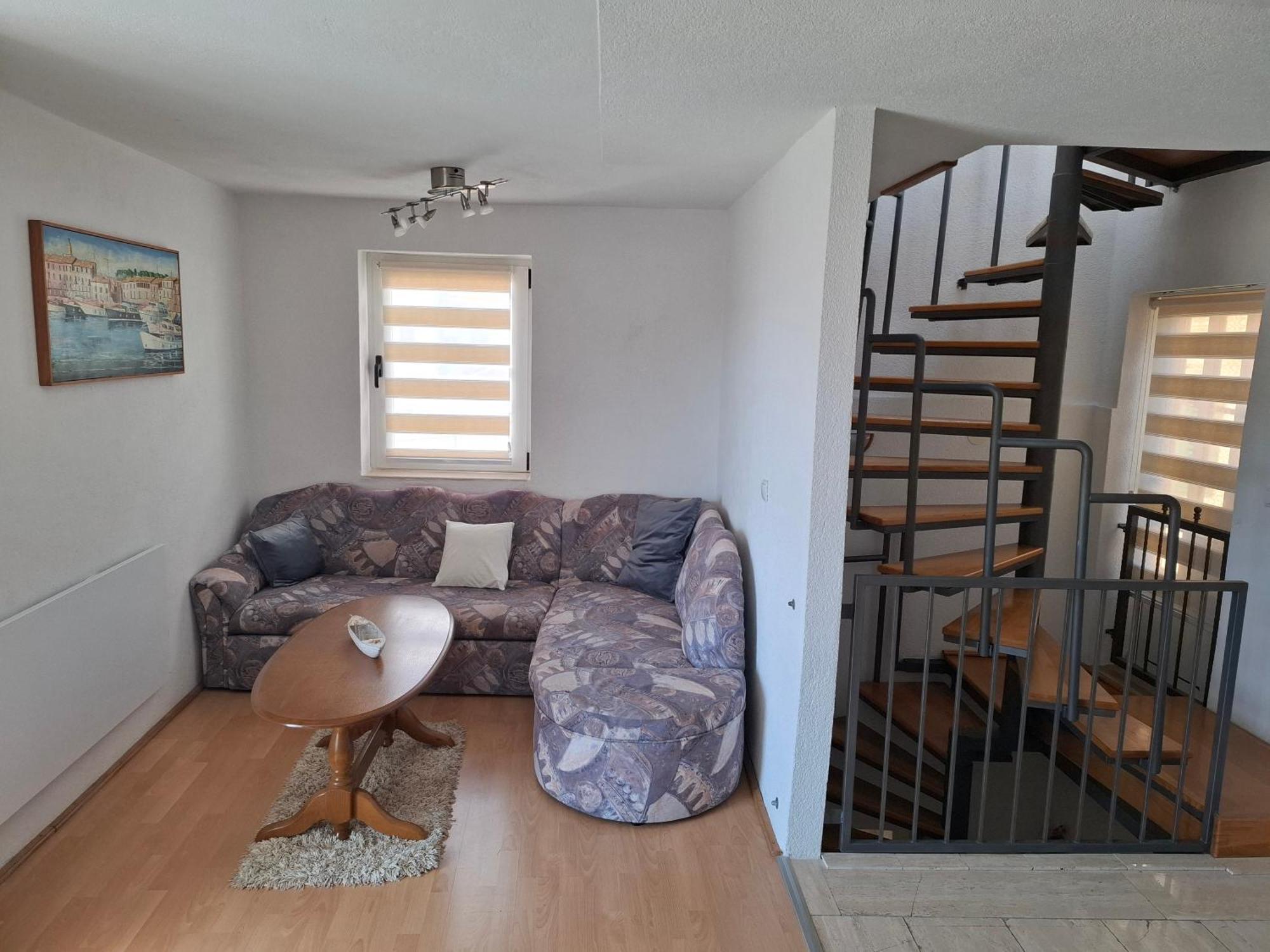 Apartment Kastilac Kaštela Екстериор снимка