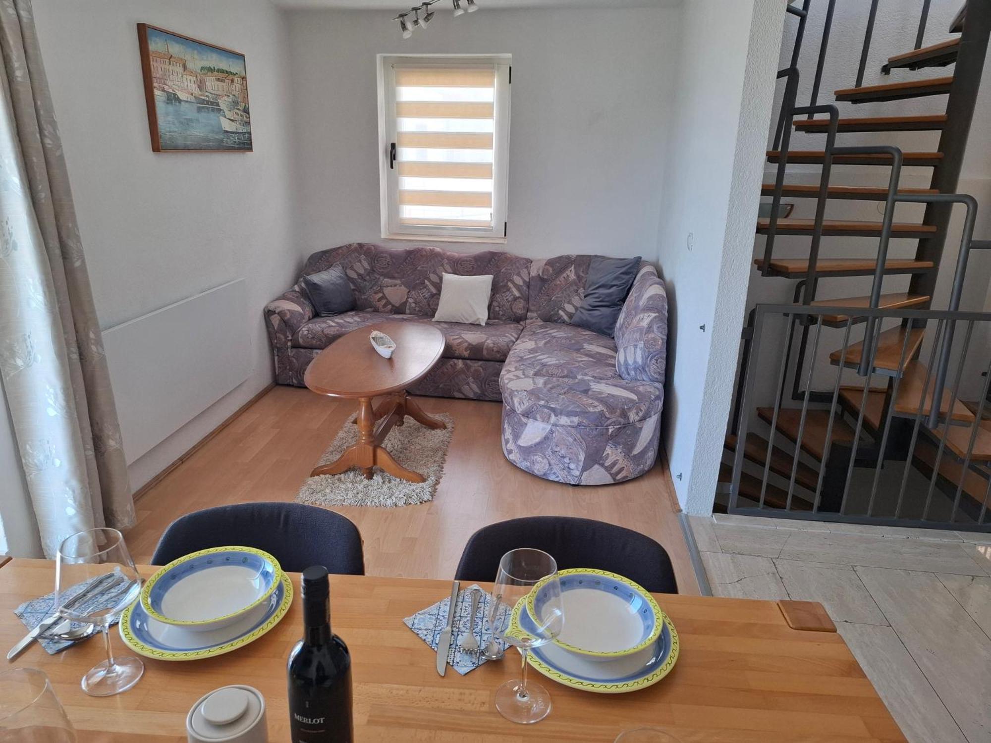 Apartment Kastilac Kaštela Екстериор снимка