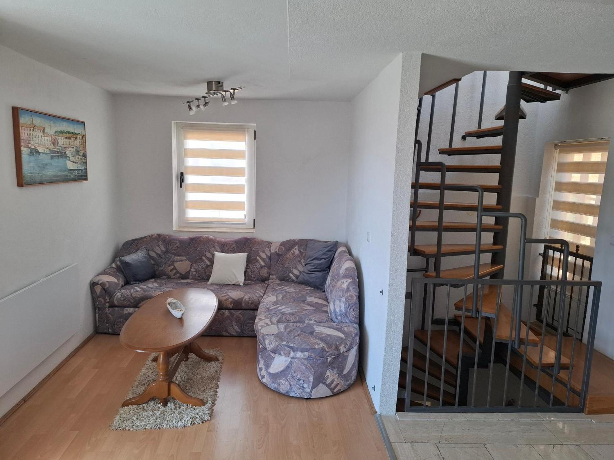 Apartment Kastilac Kaštela Екстериор снимка