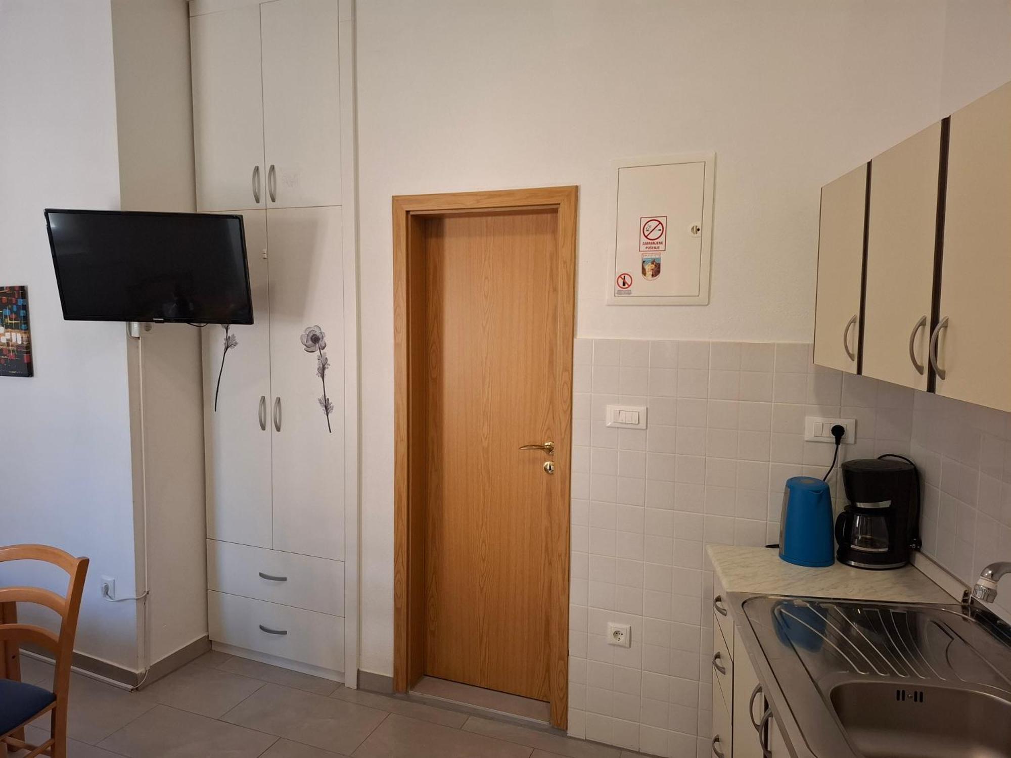 Apartment Kastilac Kaštela Екстериор снимка