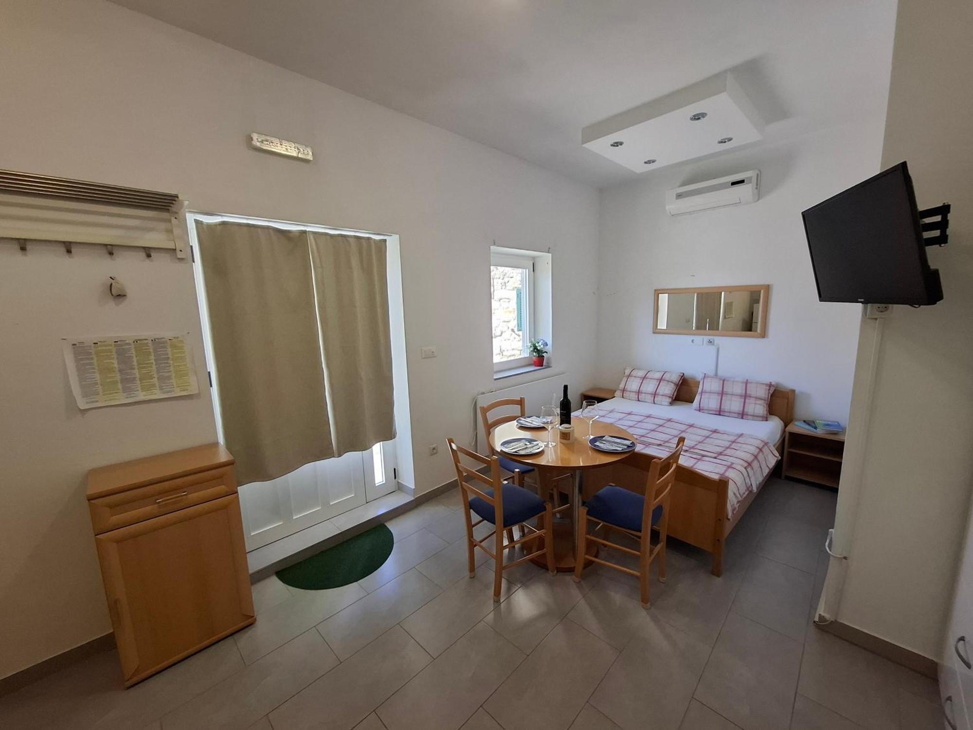 Apartment Kastilac Kaštela Екстериор снимка