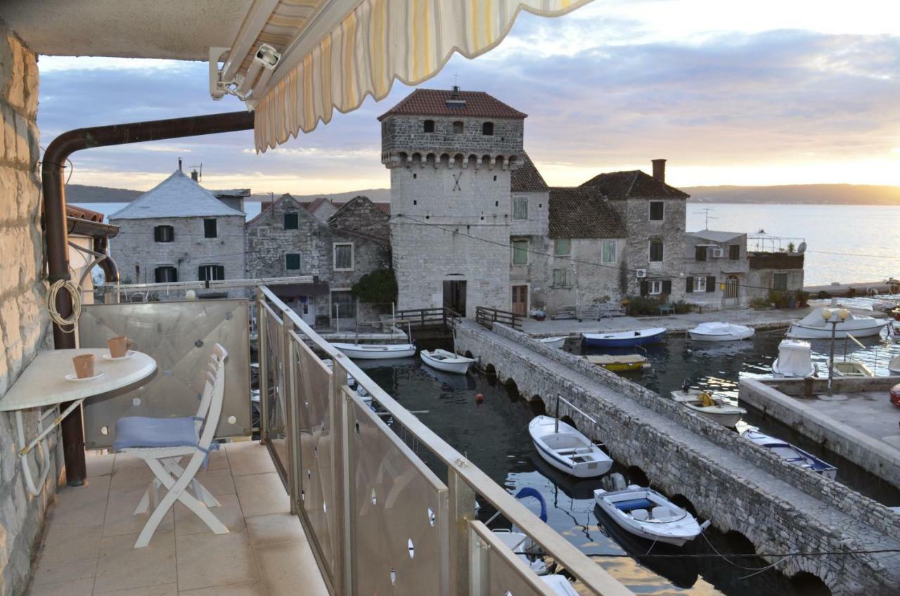 Apartment Kastilac Kaštela Екстериор снимка