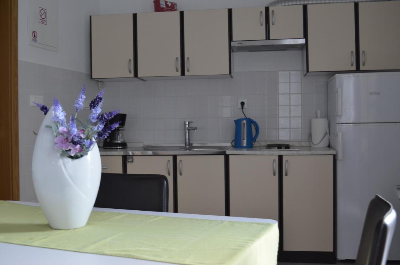 Apartment Kastilac Kaštela Екстериор снимка